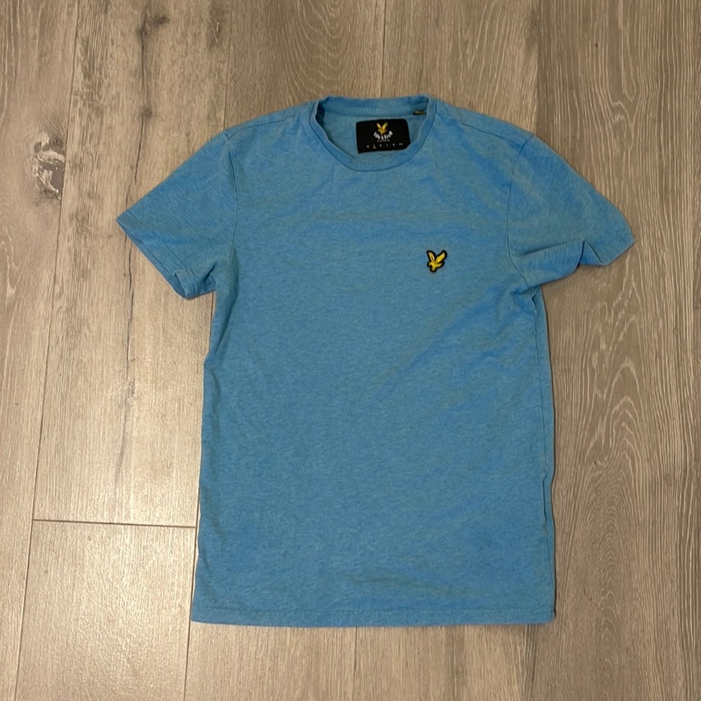 Men’s Lyle and Scott tshirt - blue / size small